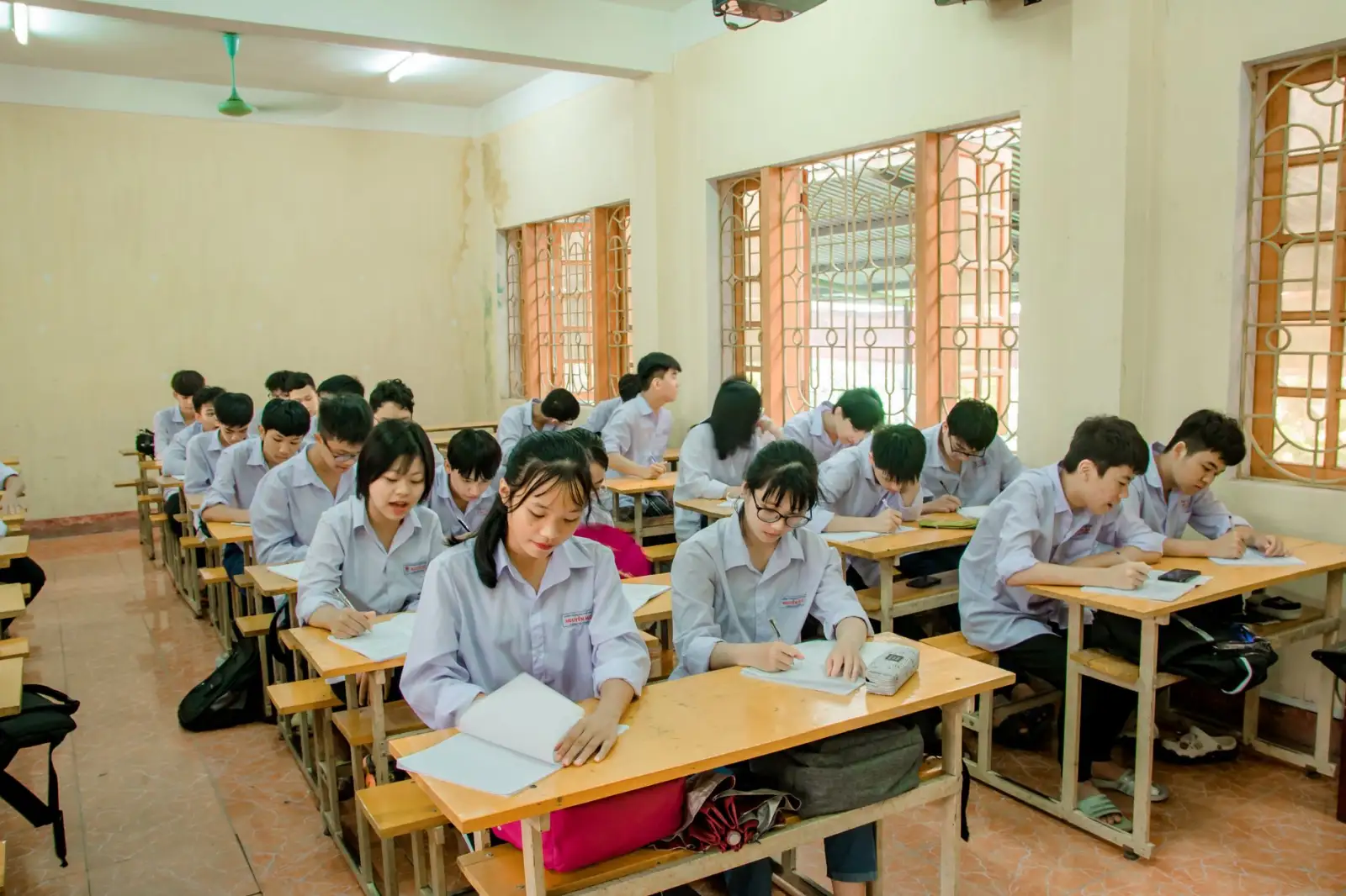 嵌入式工控主板硬件设计要点与电路设计优化方案